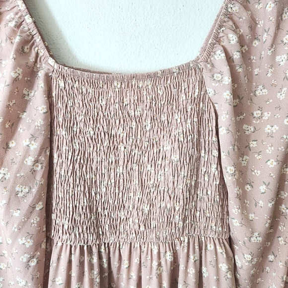 Flower & Feather Smocked Long Sleeve Floral Midi Dress Medium - Picture 6 of 16